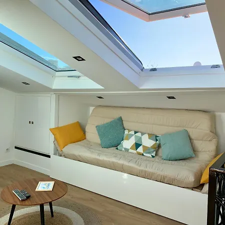 Cosy And Bright Studio, Full Equipment, Earth Old Town Appartement Antibes