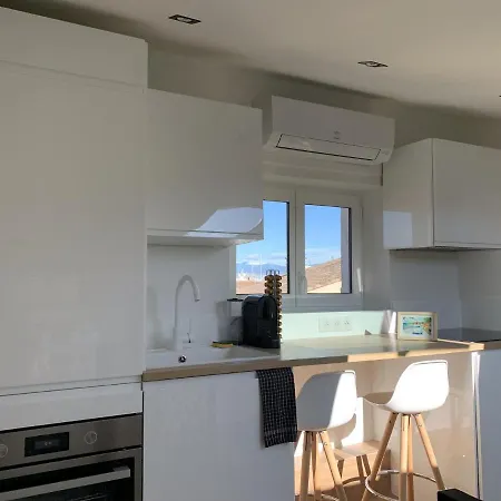 Daire Cosy And Bright Studio, Full Equipment, Earth Old Town Antibes